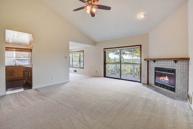 Foto del edificio - 2bd/2ba Bellevue Condo