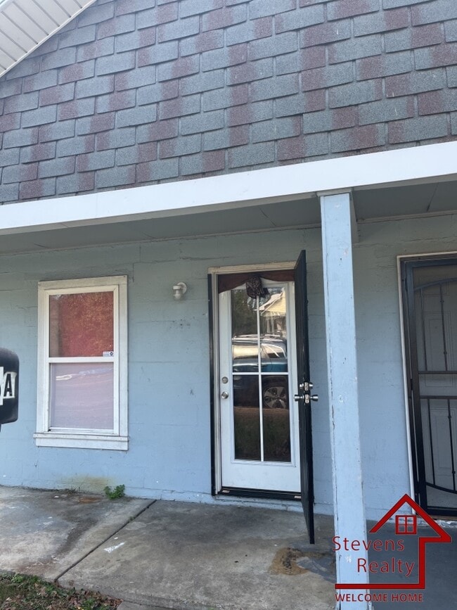 Building Photo - 2116 Citico Ave
