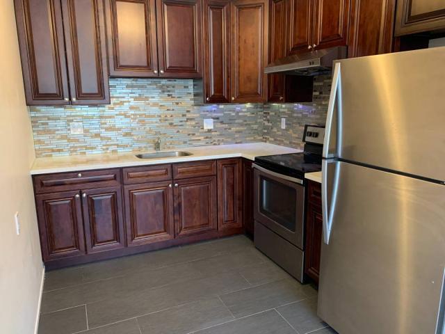 Building Photo - 2 bedroom in San Francisco CA 94118