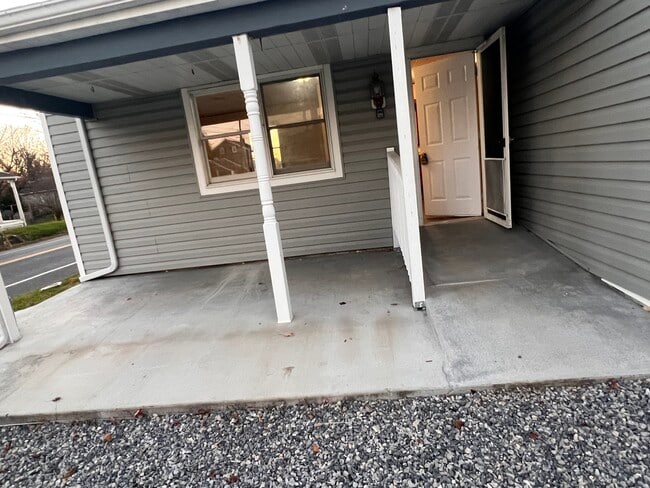 Building Photo - 5510 Hanover Rd