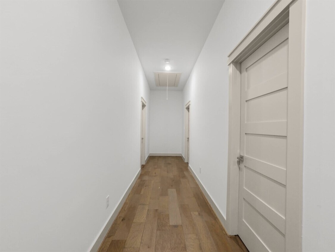 Building Photo - 1209 Tabor St