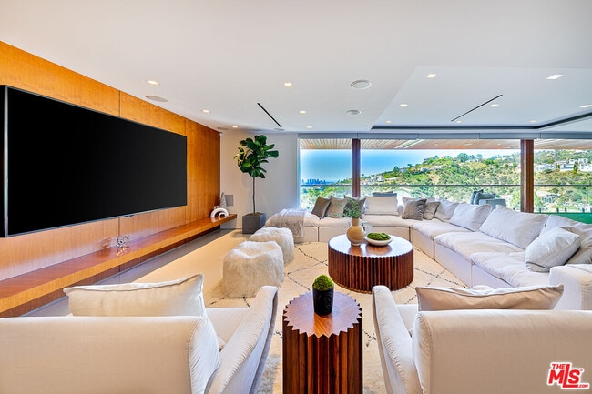 Building Photo - 7820 Electra Dr