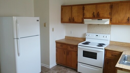 Building Photo - 420 S 21st Ave