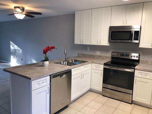 Building Photo - 3500 SW 29th Terrace