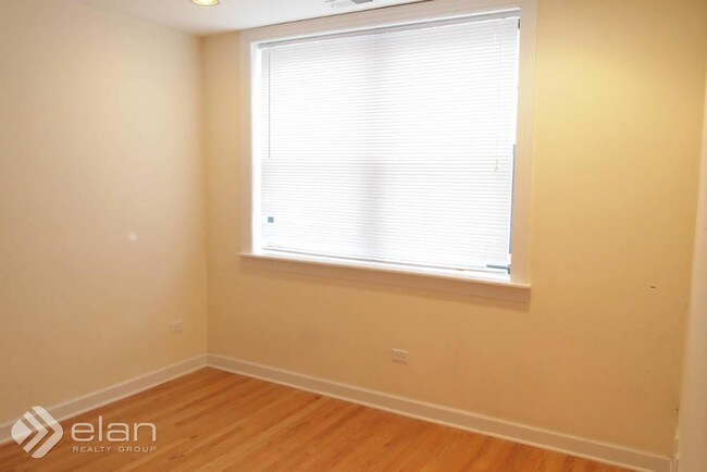 Building Photo - 5232 N Campbell Ave