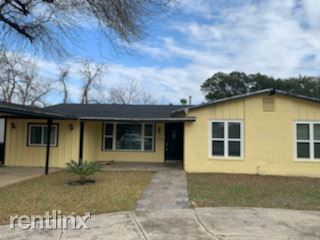 Foto del edificio - 4 br, 2 bath House - 735 Robinhood Pl