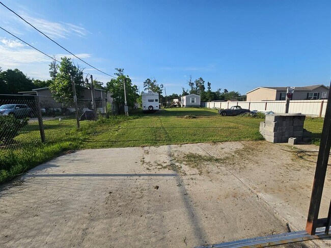 Building Photo - 60 Rd 5035
