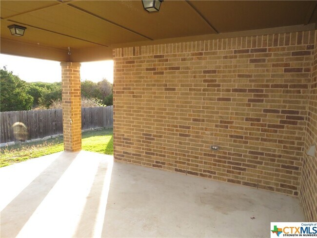 Foto del edificio - 10102 Taylor Renee Dr