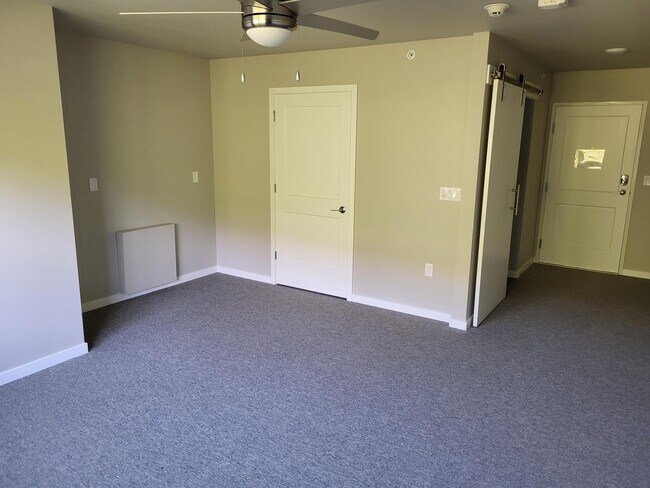 Habitación individual en residencia grupal - Woodside Prairie Apartments and Townhomes