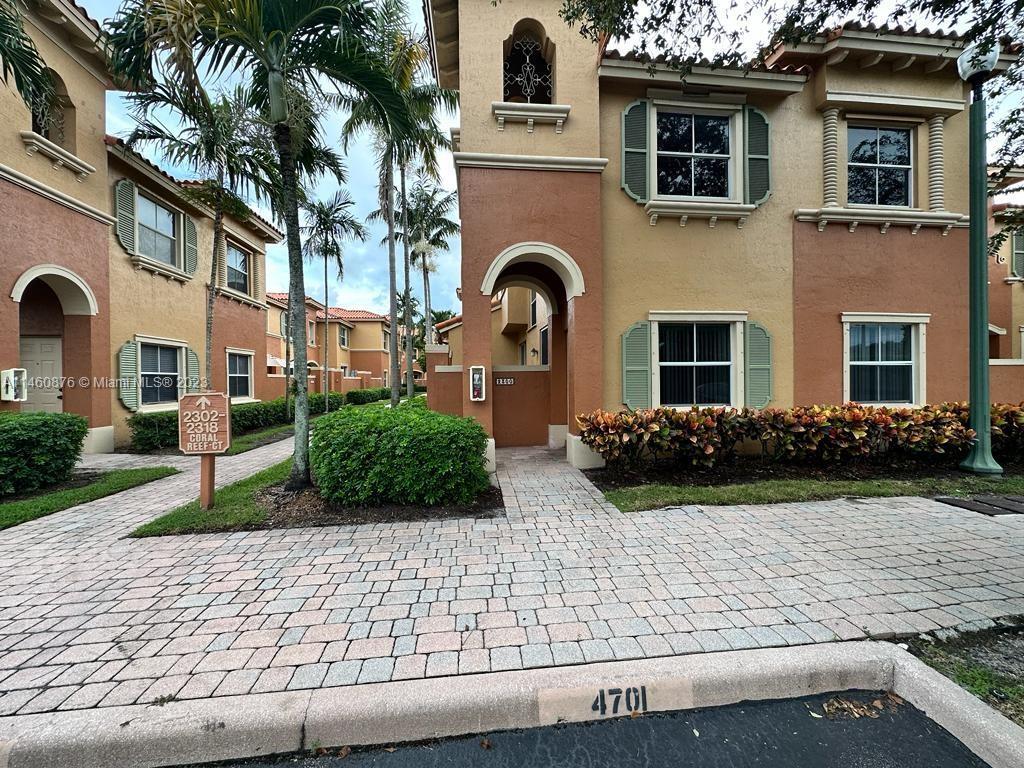 Foto principal - 2300 Coral Reef Ct