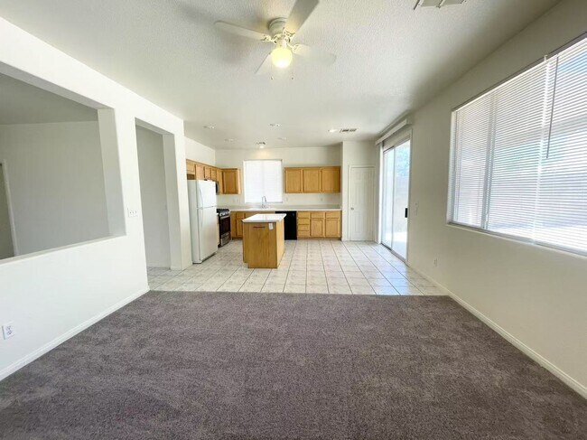 Foto del edificio - 8556 Last Point Ave
