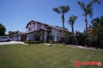 Building Photo - 11500 Jimrik Ave