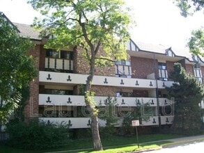 Building Photo - 1260 York St