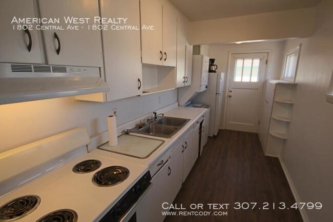 Building Photo - 2 bedroom in Cody WY 82414