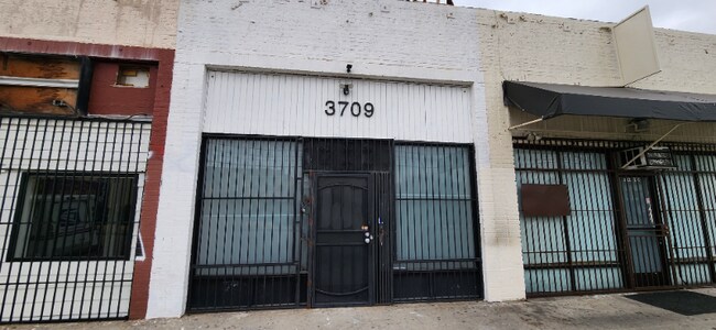 Building Photo - 3709 W Pico Blvd
