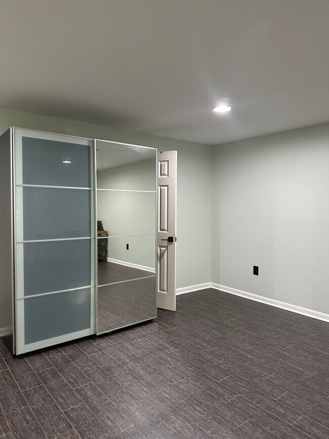 Foto del edificio - 107 Emory Woods Ct