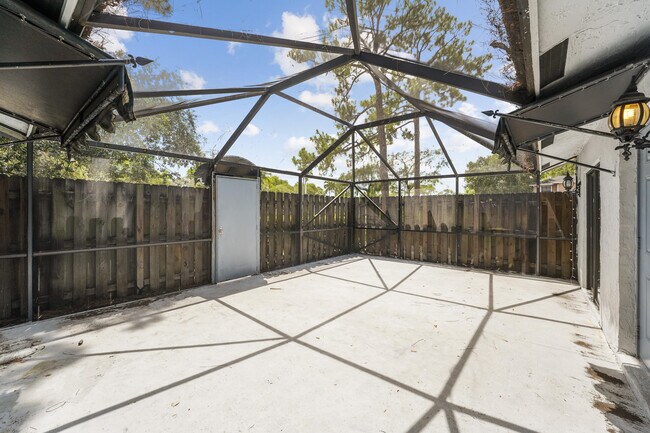 Building Photo - 1368 Periwinkle Pl