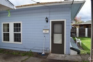 Building Photo - 420-424 Wheeler St