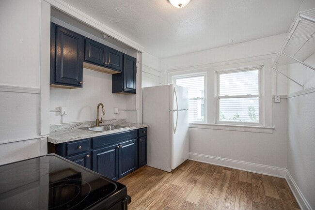Foto del edificio - 3250 Berkshire Rd