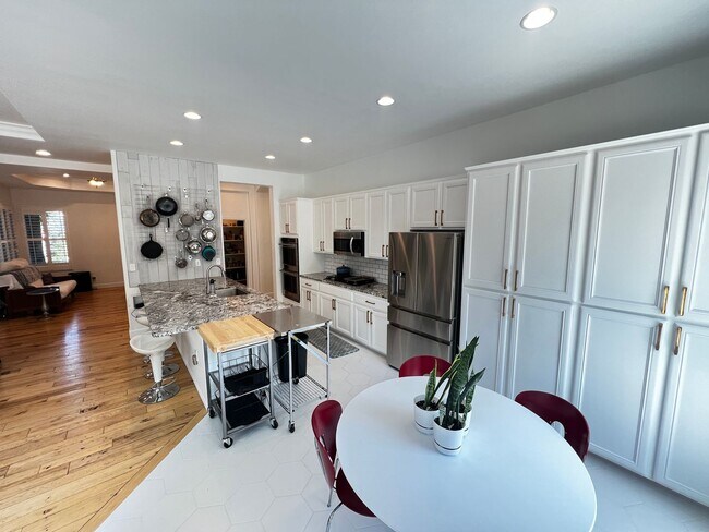 Foto del edificio - Arrowcreek Home For Rent