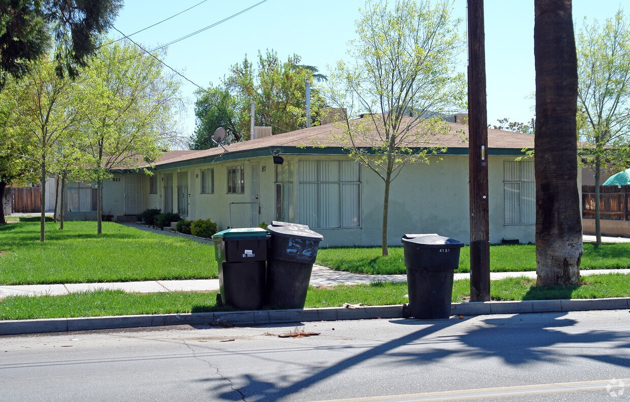 Building Photo - 517-525 E Acacia Ave
