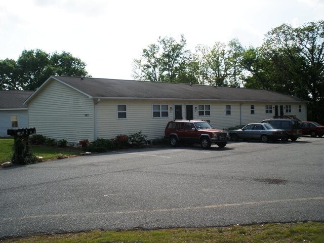 Primary Photo - 702 Fisher Ferry St