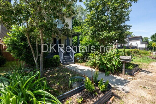 Foto del edificio - 829 Welch St SW