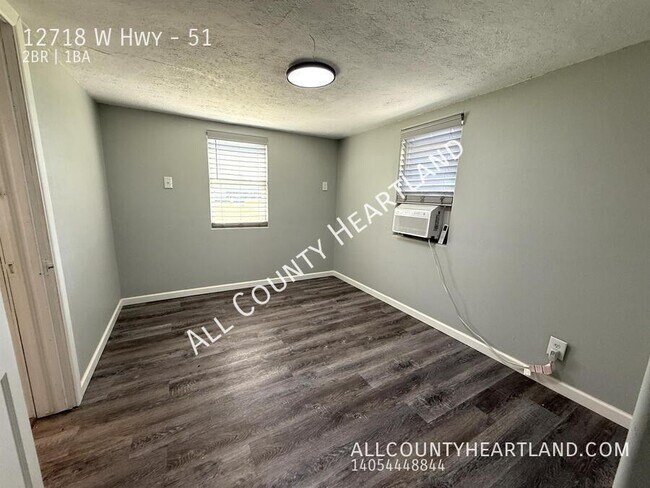 Foto del edificio - 12718 W Hwy-51