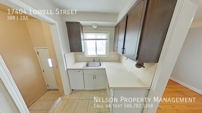 Foto del edificio - 17404 Lowell St