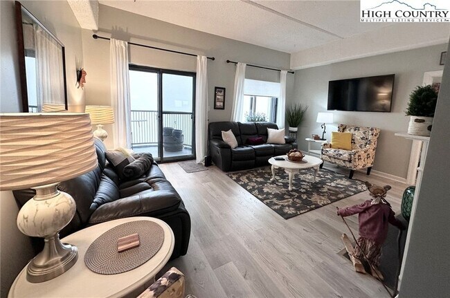 Foto del edificio - 303 Sugar Top Dr