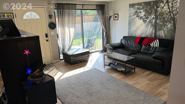 Foto del edificio - 5529 SE 68th Ave