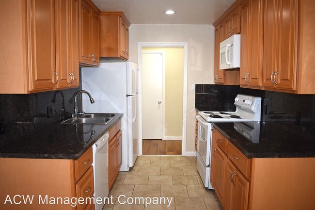 Foto del edificio - 315 E Okeefe St