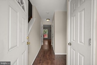 Building Photo - 12405 Gooderham Way