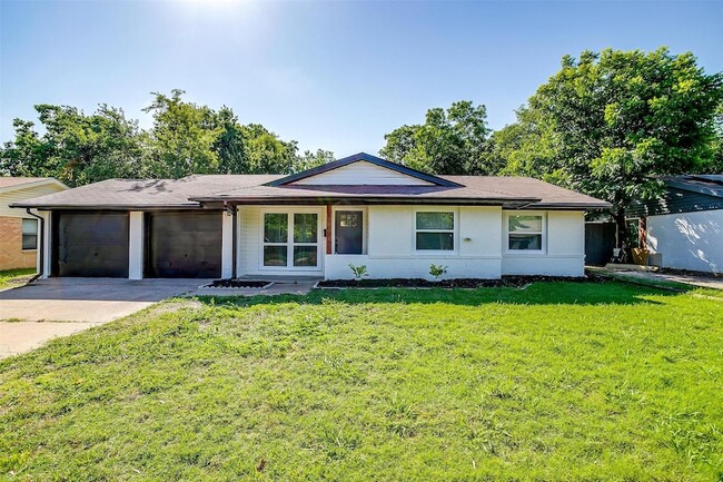 Photo - 1909 Balla Way House