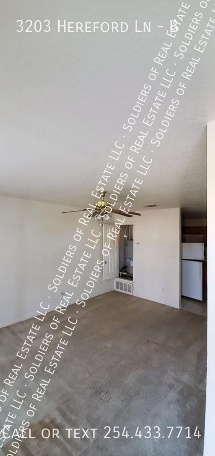 Building Photo - 3203 Hereford Ln