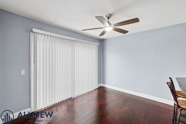 Foto del edificio - 3 br, 2 bath House - 39 Carnation