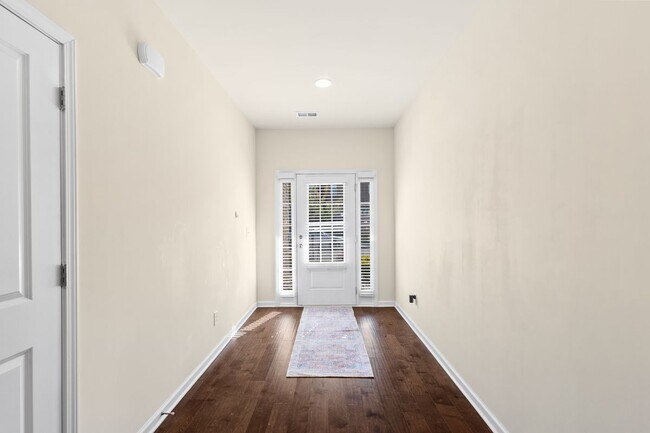 Building Photo - 4275 Almanor Cir
