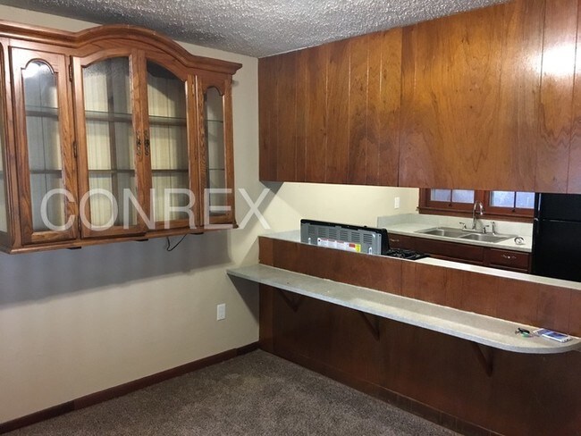 Building Photo - 108 Woodride Ct