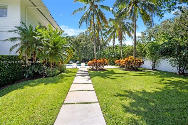 Foto del edificio - 10755 SW 83rd Ave