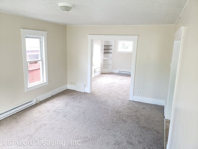Building Photo - 4 br, 1 bath House - 2831 Globe Avenue