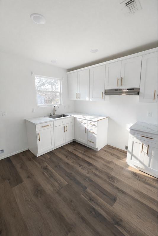 Building Photo - 1406 Blair St