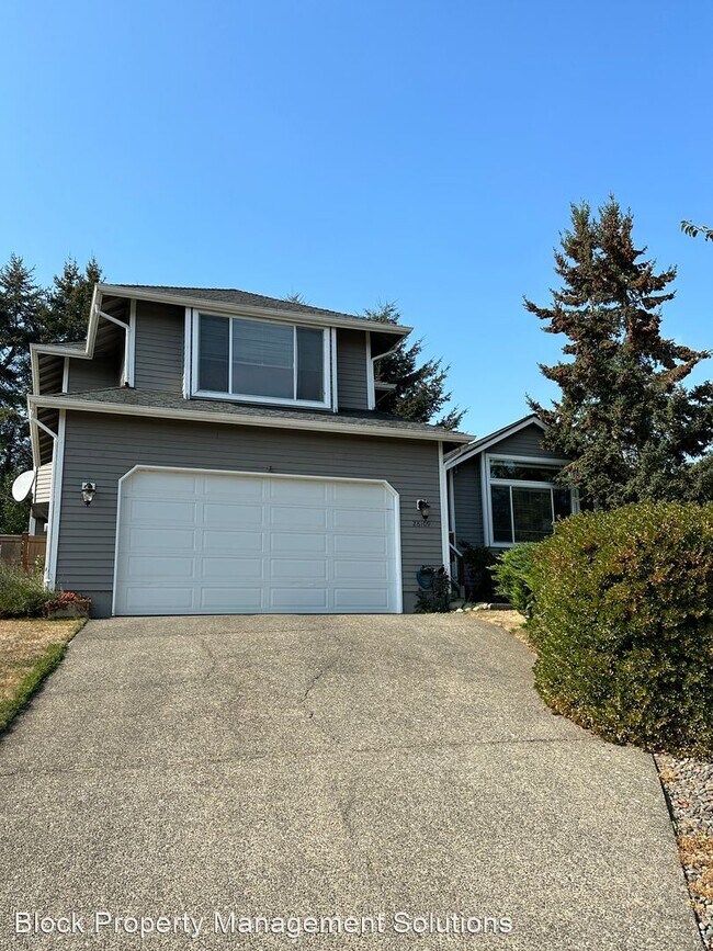 3 br, 2.5 bath House 28109 122nd Place SE House Rental in Kent, WA