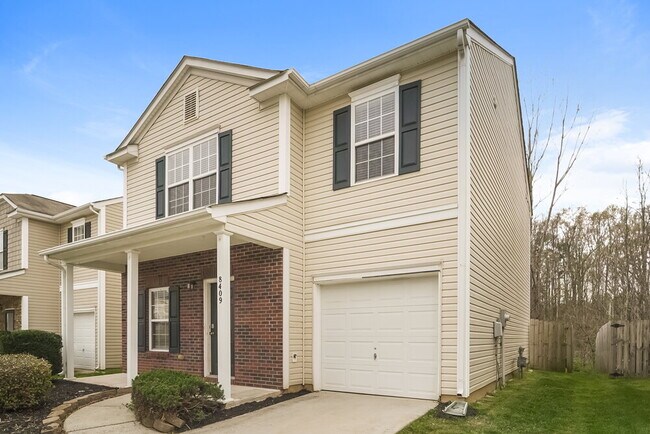 Foto del edificio - 8409 Ainsworth St