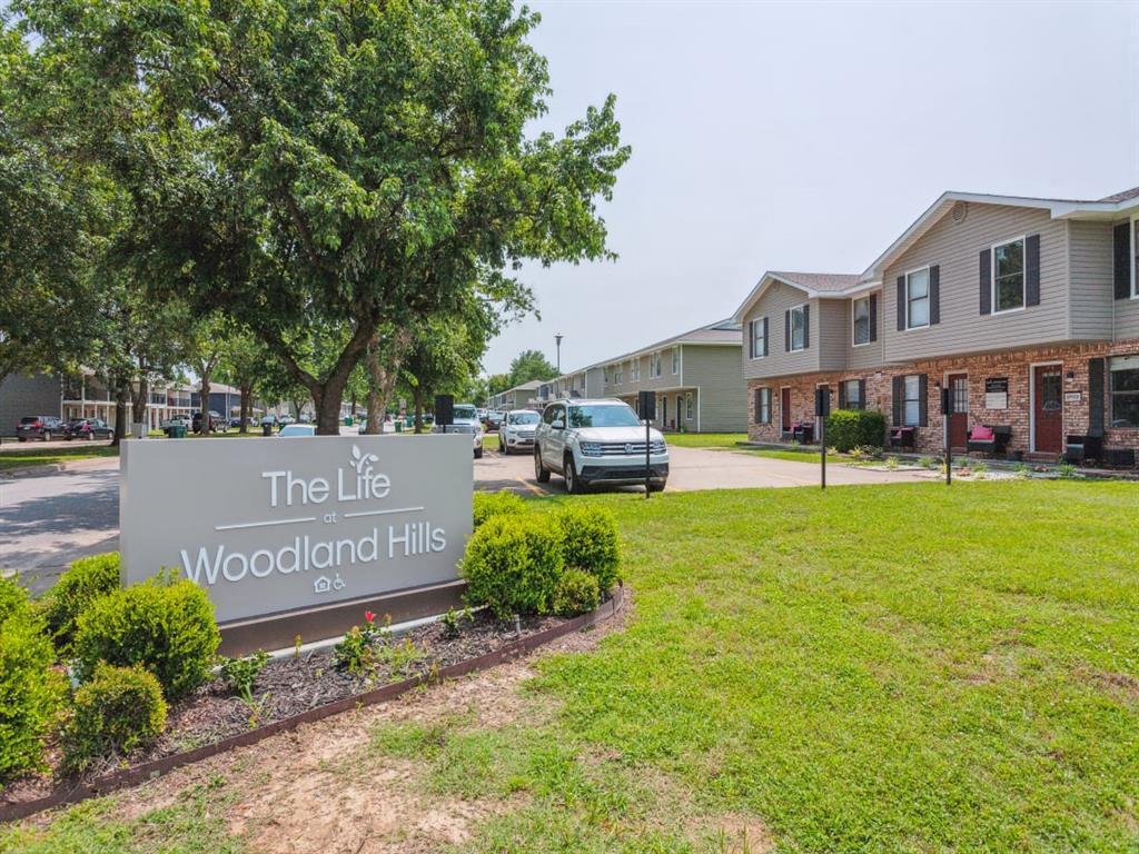 The Life at Woodland Hills - Apartments in Springdale, AR | Apartments.com