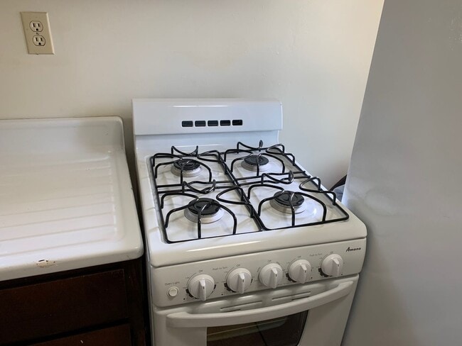 Photo - 168 S 10th St Apartment