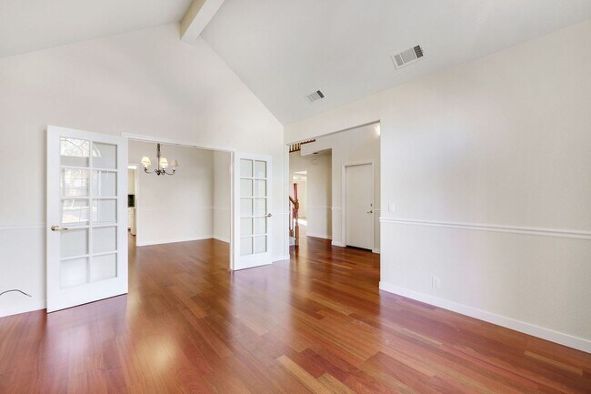 Foto del edificio - South Davis Home in quiet Cul-de-sac