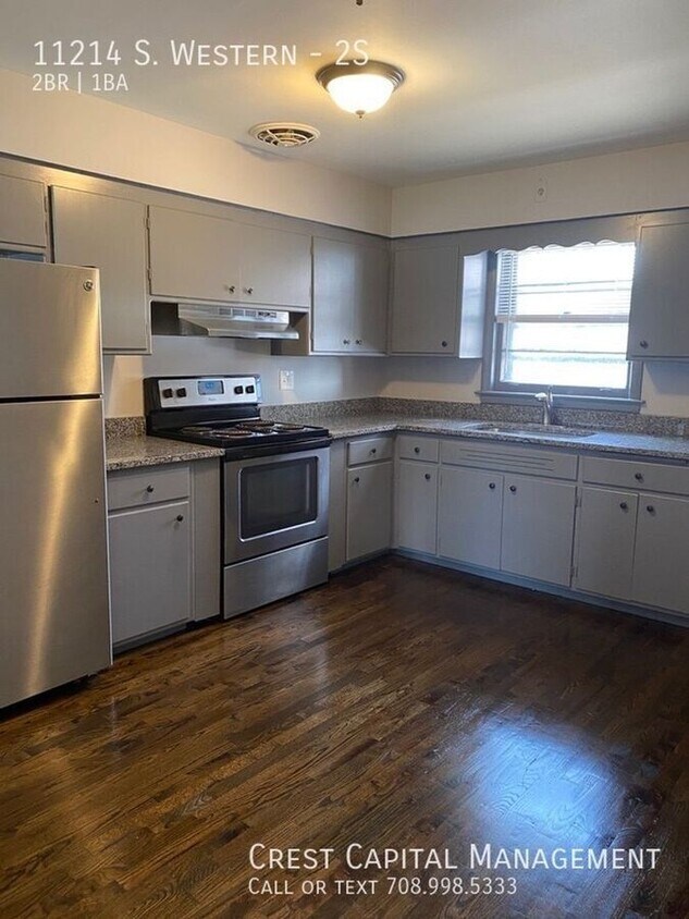 Foto principal - 11216 S Western Ave