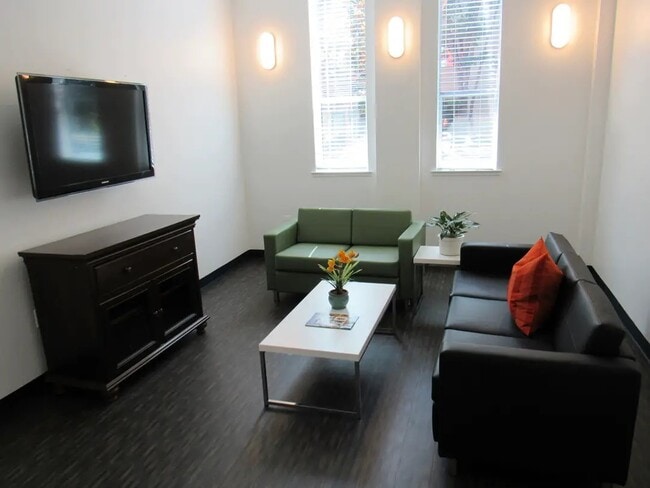 Foto del edificio - 1100 17th St