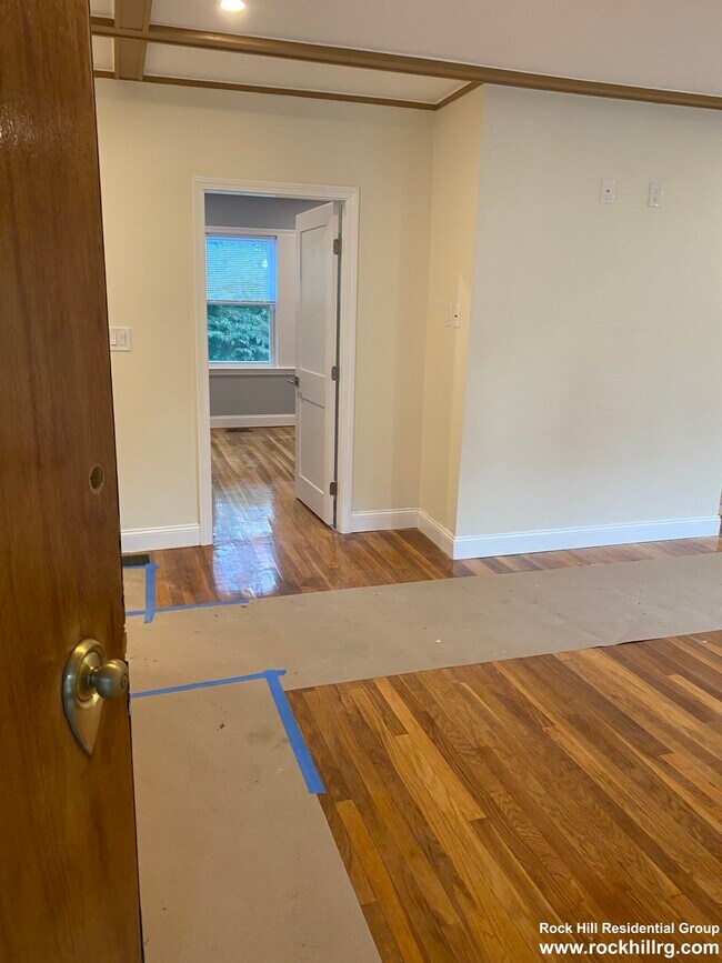 Building Photo - 60 Lane Park