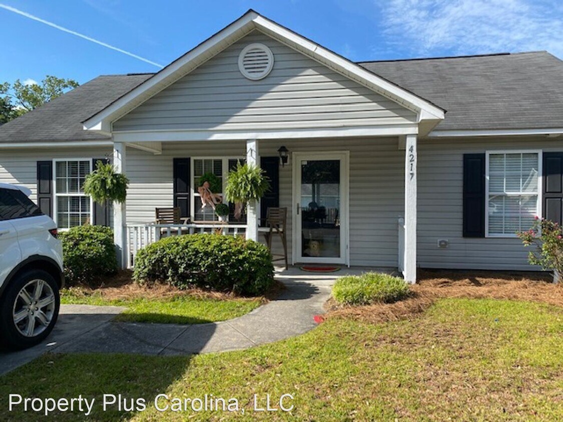 Foto principal - 3 br, 2 bath House - 4217 Sunglow Drive